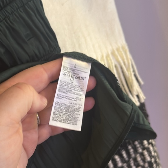 Old Navy Dark Green Camisole Top - Picture 4 of 5